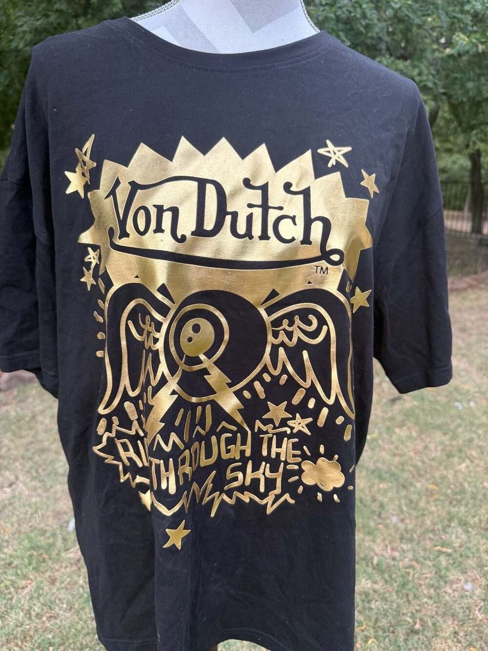 Von Dutch Originals XL Black Gold Metallic Graphic T-Shirt Ride Through The Sky